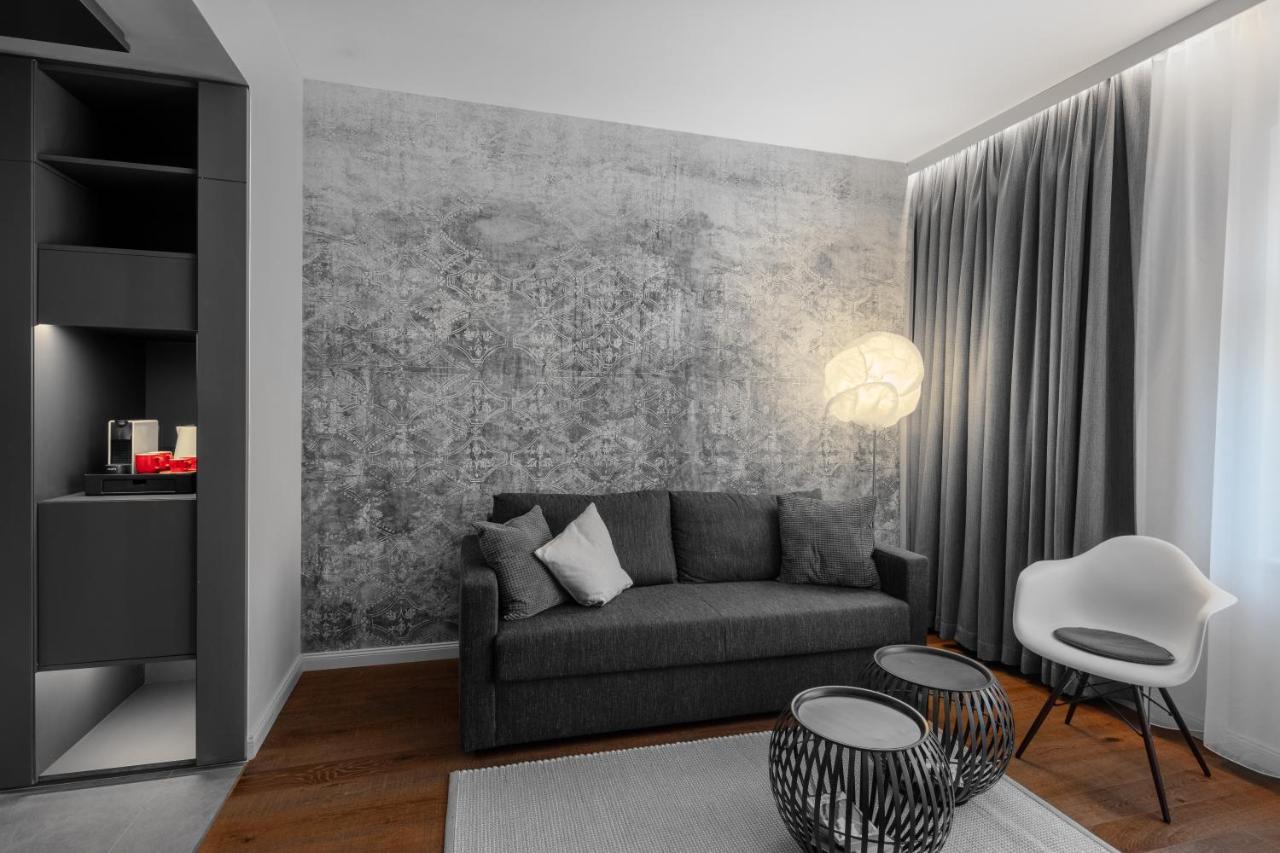 The Manes Boutique Hotel Prague Exterior photo