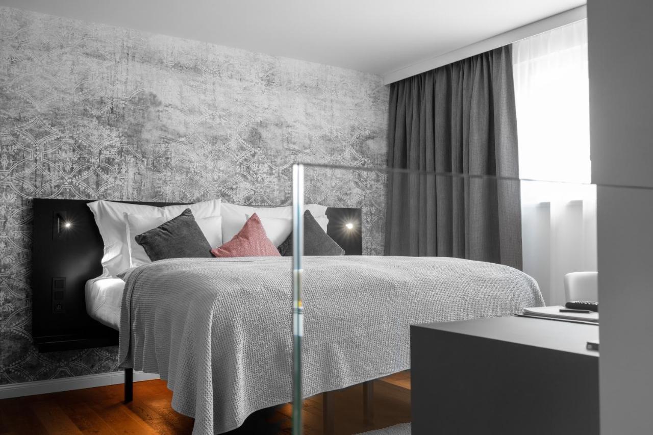 The Manes Boutique Hotel Prague Exterior photo