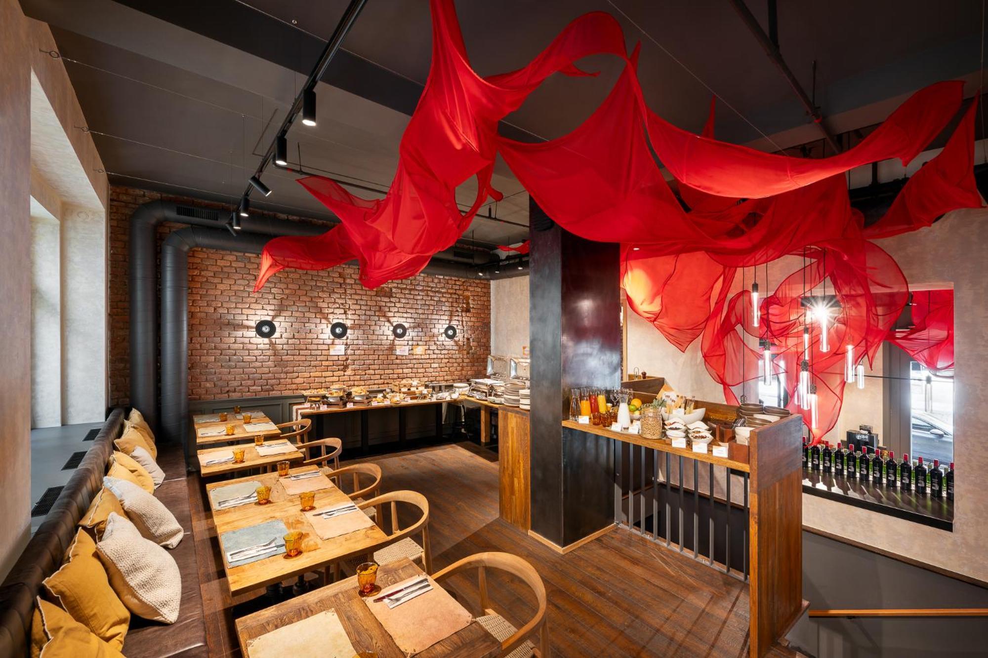 The Manes Boutique Hotel Prague Exterior photo