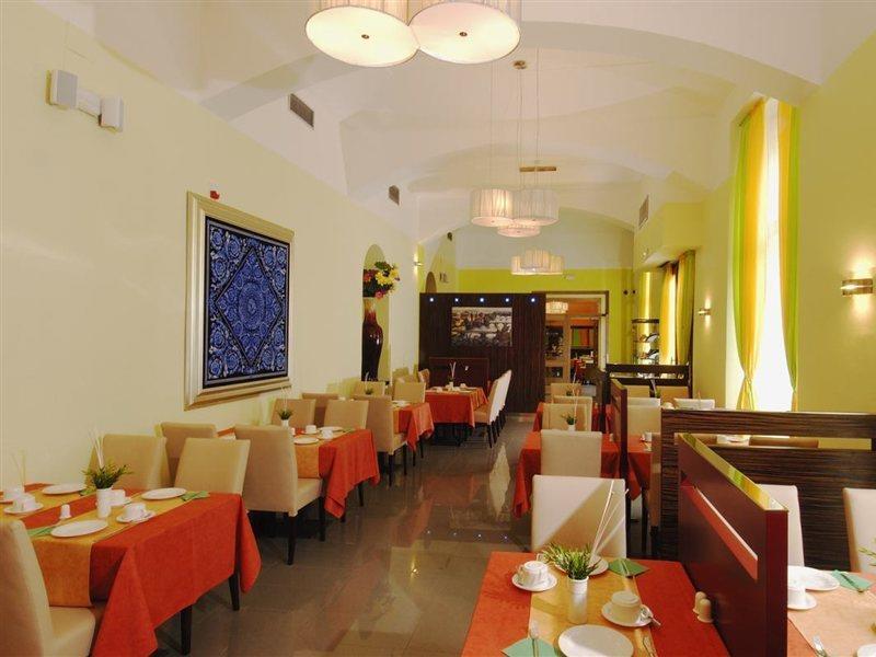 The Manes Boutique Hotel Prague Exterior photo