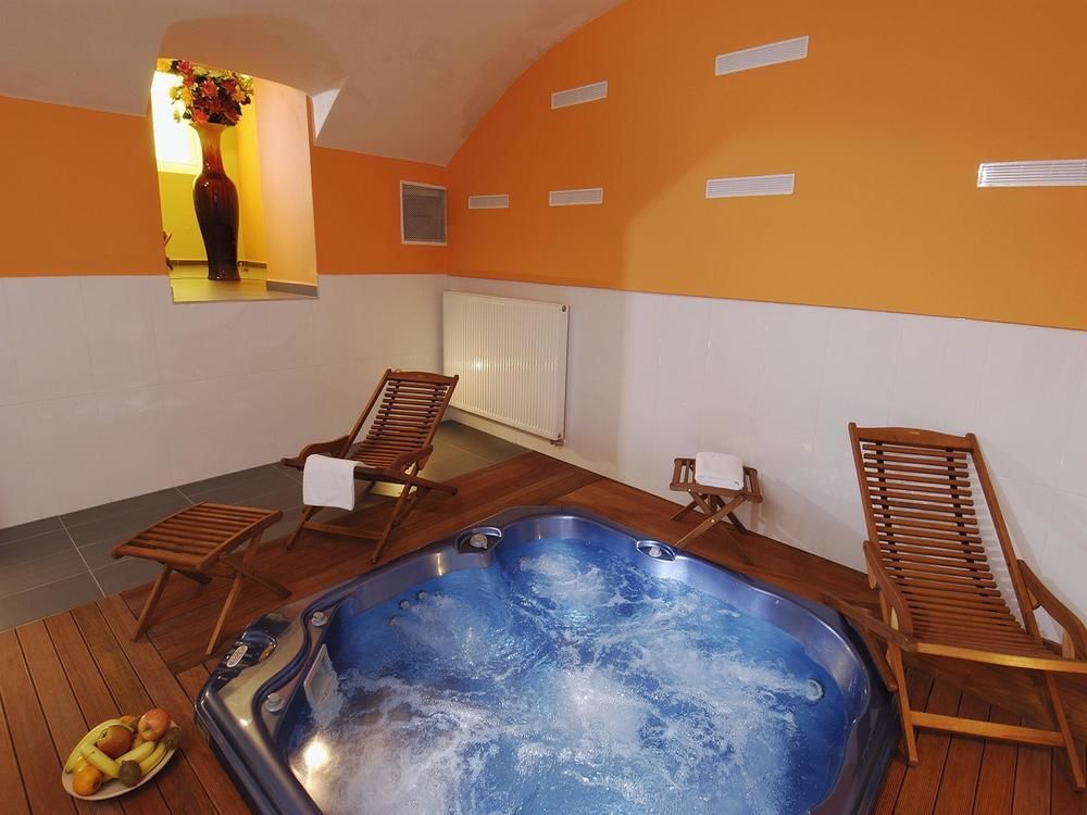 The Manes Boutique Hotel Prague Exterior photo